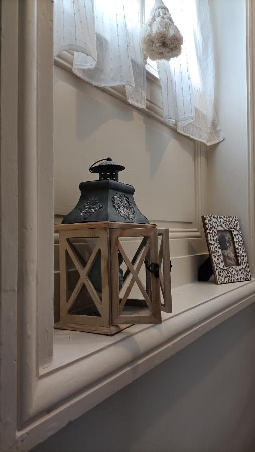 Chateau D'arfeuilles Et Tables D'hotes Bed & Breakfast