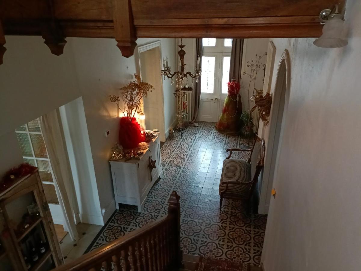 Chateau D'arfeuilles Et Tables D'hotes * Arfeuilles