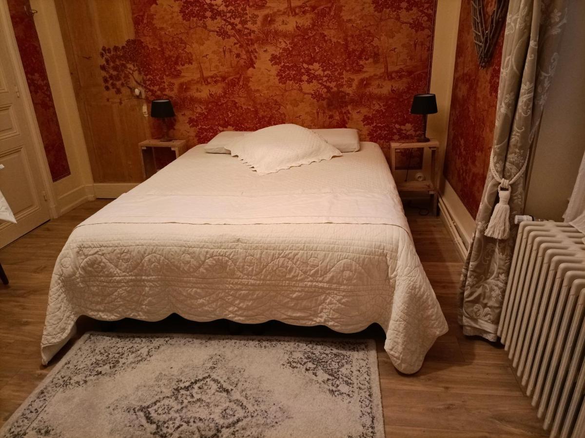 Chateau D'arfeuilles Et Tables D'hotes * Arfeuilles