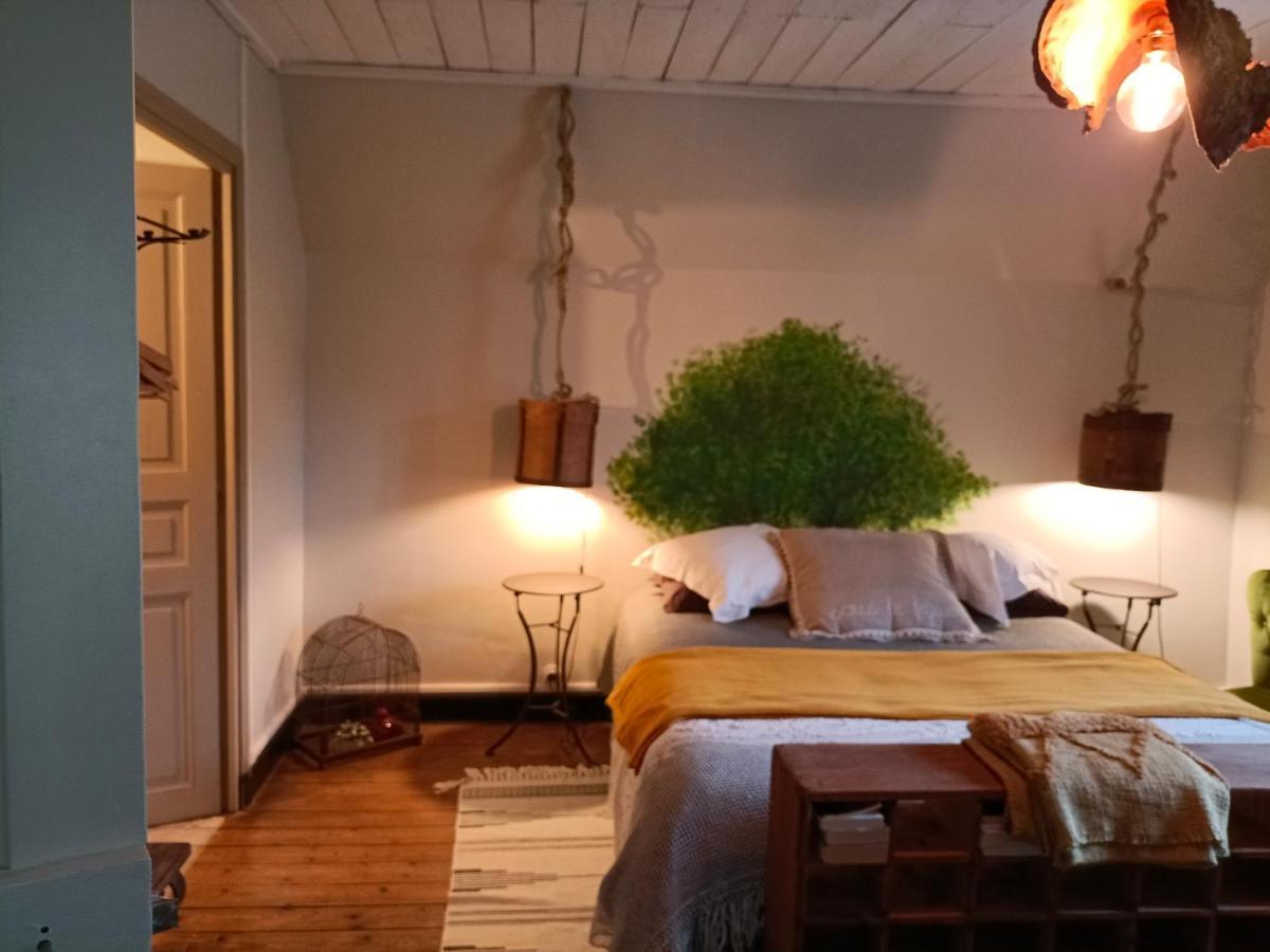 Chateau D'arfeuilles Et Tables D'hotes